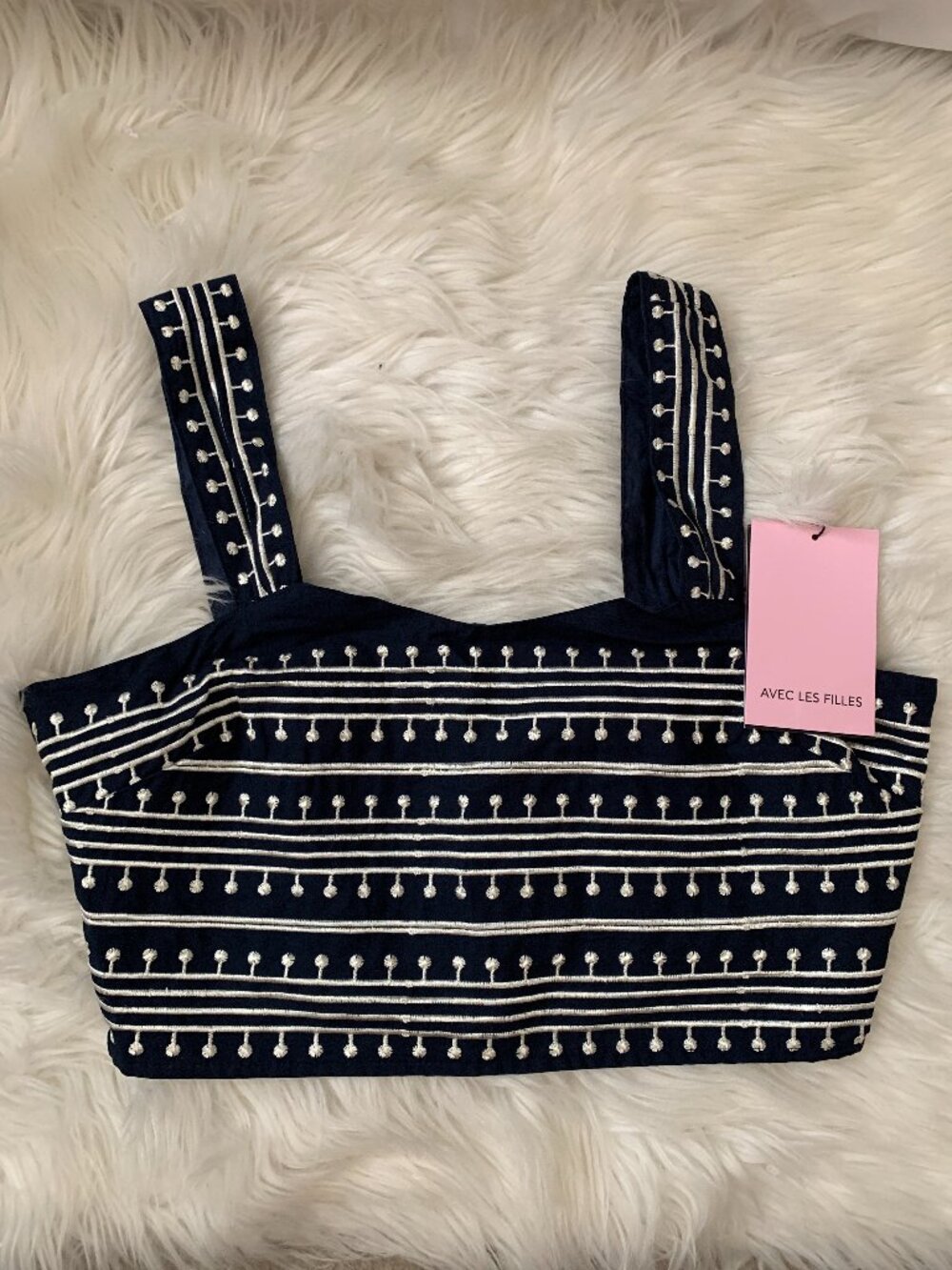 AVEC LES FILLES Embroidered Square Neck Cropped Tank Top in Navy/White Sz MEDIUM